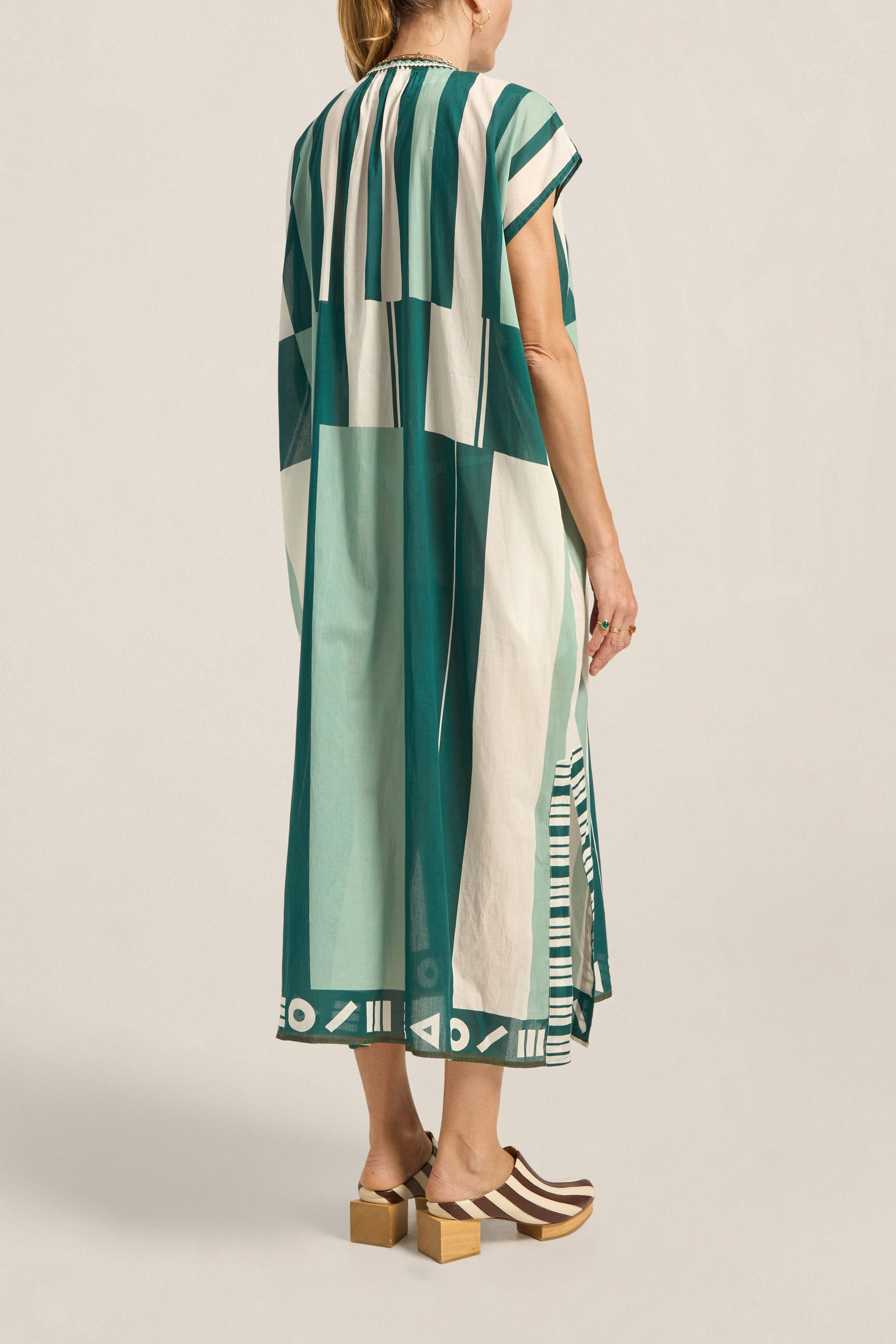 ILIO NEMA Green Sarong Voile